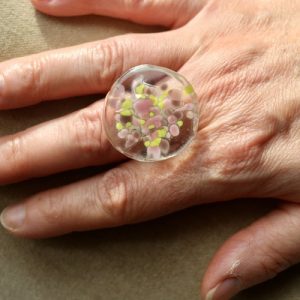 Bague réalisée à l'atelier au vitrail de Saint maur